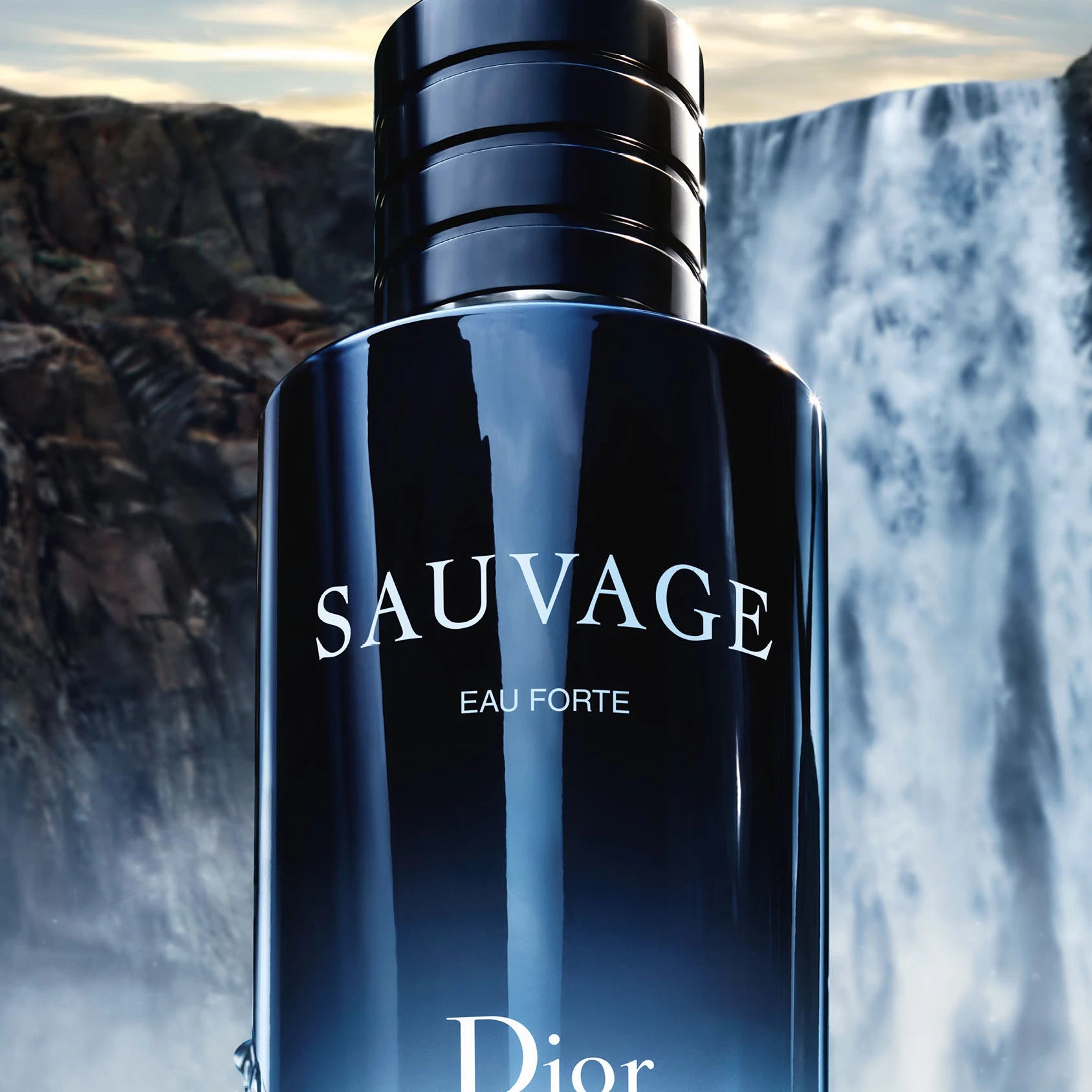 Sauvage 3.4 oz Eau Forte Parfum for men – LaBellePerfumes Sauvage 3.4 oz Eau Forte Parfum for men – LaBellePerfumes