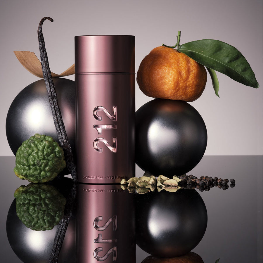 212 Sexy Eau de Parfum Spray, 3.4 oz.