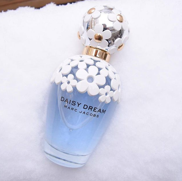 Daisy perfume blue discount bottle